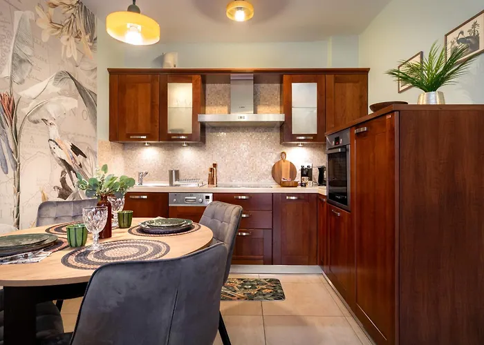 Malila Premium Cracow Pulaskiego 14 *